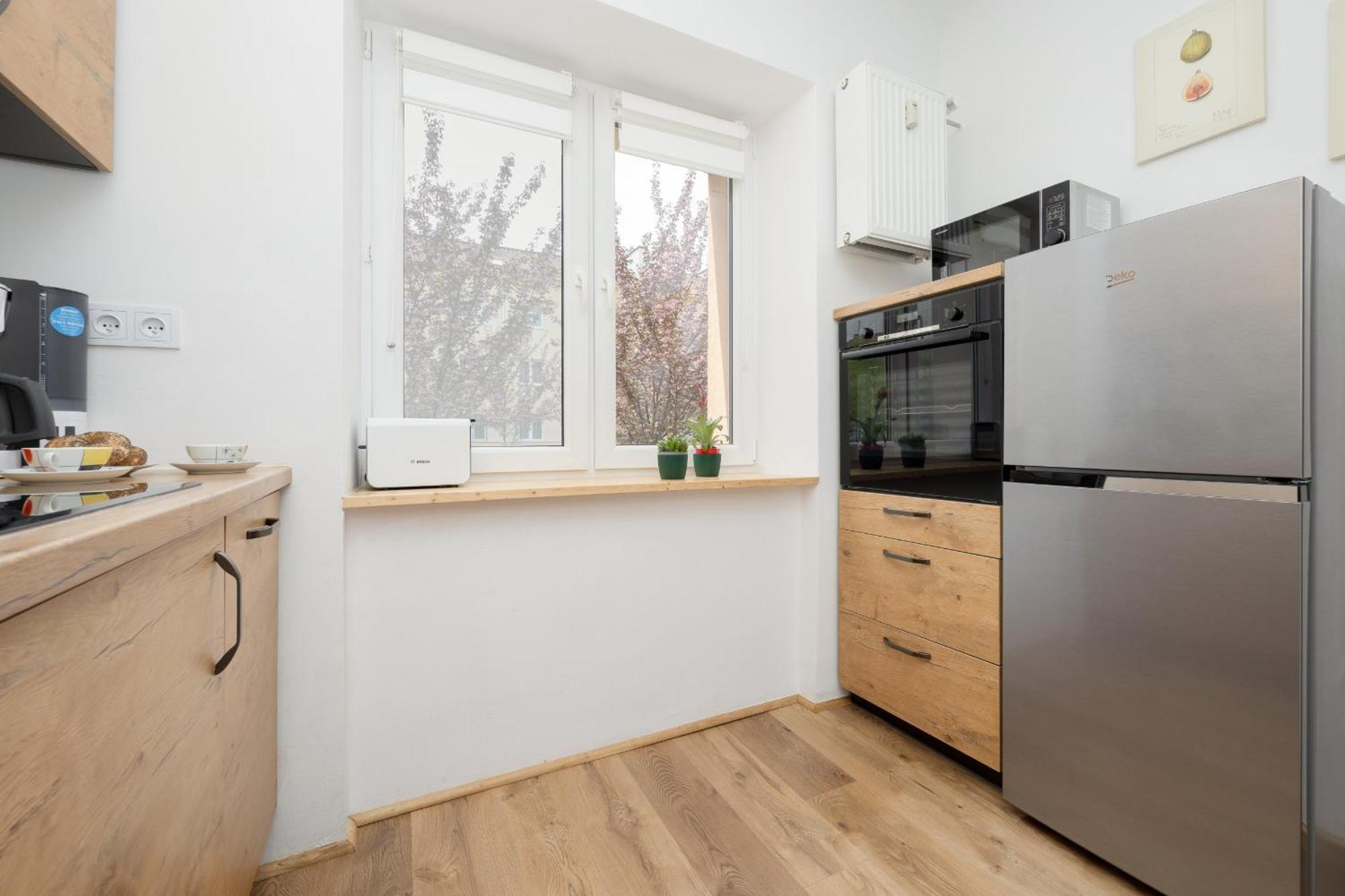 Spacious Apartment For 6 People Near The Old Town By Noclegi Renters Варшава Екстериор снимка